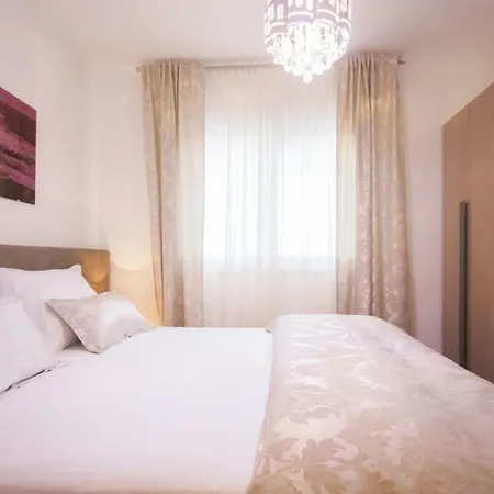 Apartment Paradise Lux Trogir