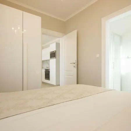 Paradise Lux * Trogir