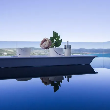 Apartment Paradise Lux